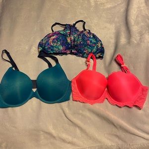 Bundle of 3 VS Bras 36C